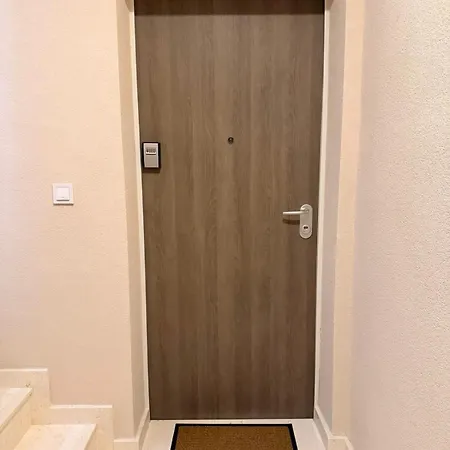 Grand Romansa - A New Apartment, Walking Distance To The Apartman *